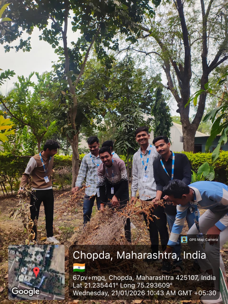 The Cleanliness Campaign at Dhanvantari Botanical Garden, Chopda was successfully organized on 21st January 2026 at Mahatma Gandhi Shikshan Mandal Campus, Chopda, during the Academic Year 2025–2026.
